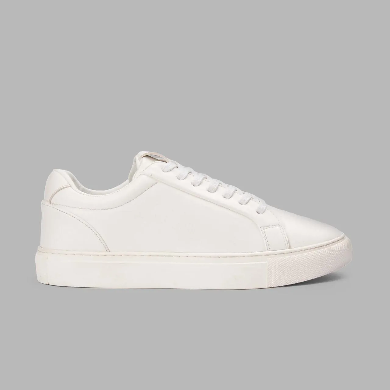 BlancPeak | Plain White Sneakers