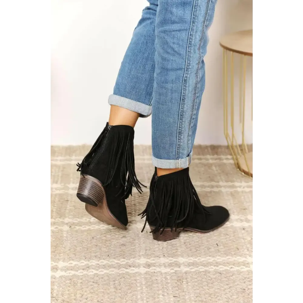 Charming Fringe Cowboy Ankle Boots for Timeless Luxury Fashion for Women