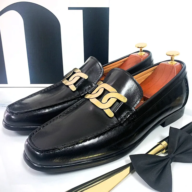 Metal Link Deco Slip-On Leather Loafer Shoes