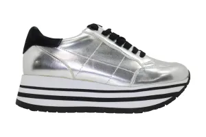 Steve Madden Rizzo Silver Platform Sneakers Size 5.5 Pair of Shoes