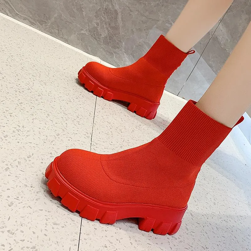 Women chunky platform solid color slip on sock booties